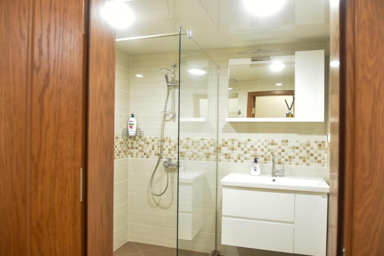 Trimaya Apartment - Comfort In The Top City Center Варна Екстериор снимка